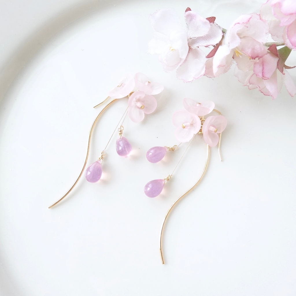 ❀北谷菜切❀ イメージピアス・花ゆら