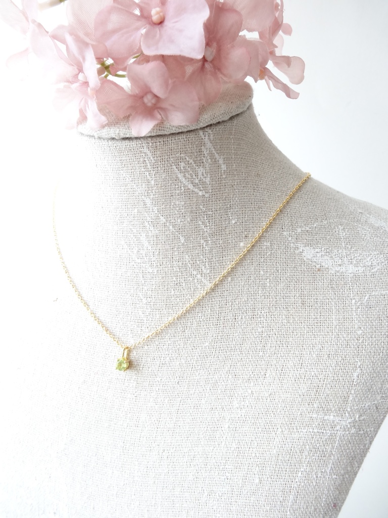 ペリドット&silver925/K18GP・リトルスター・ヴェルメイユ仕立て