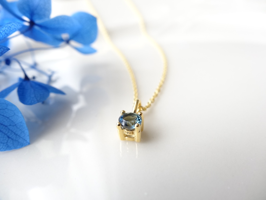 ロンドンブルートパーズ&silver925/K18GP・リトルスター・ヴェルメイユ仕立て