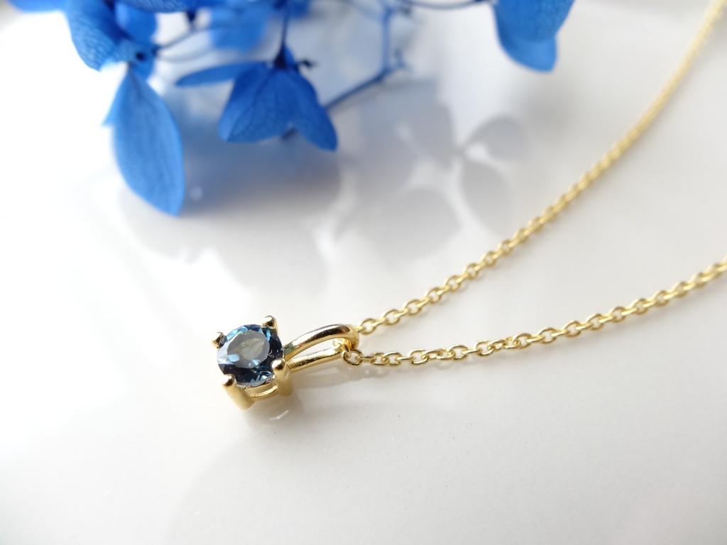 ロンドンブルートパーズ&silver925/K18GP・リトルスター・ヴェルメイユ仕立て