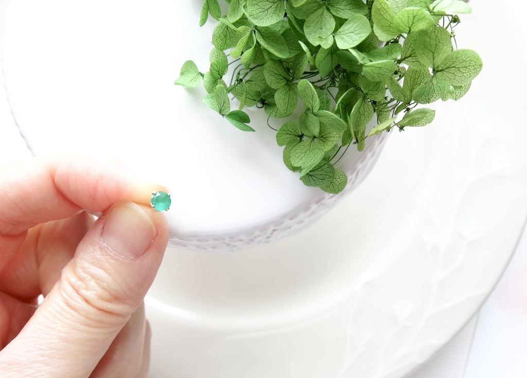 再販*グリーンオニキス&K14gf 一粒ピアス