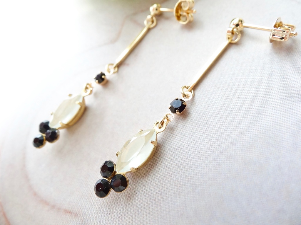 ❀膝丸❀イメージピアス・ルミエール/パステルグリーン