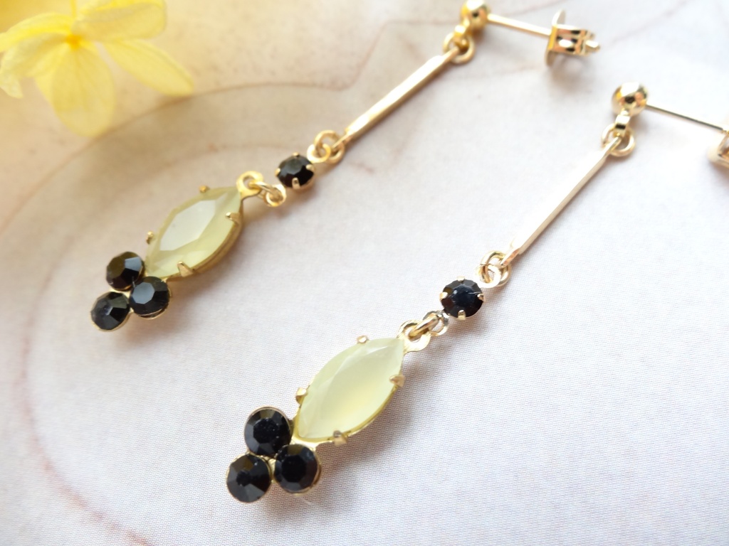 ❀髭切❀イメージピアス・ルミエール/パステルイエロー