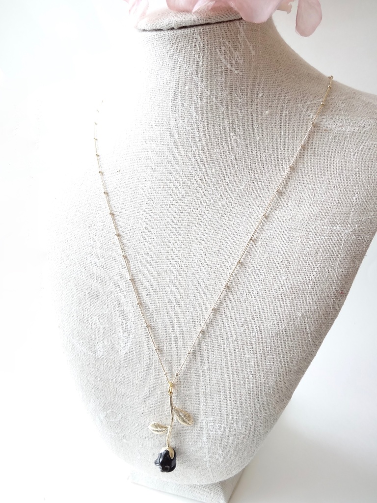 黒薔薇ネックレス/16KGP