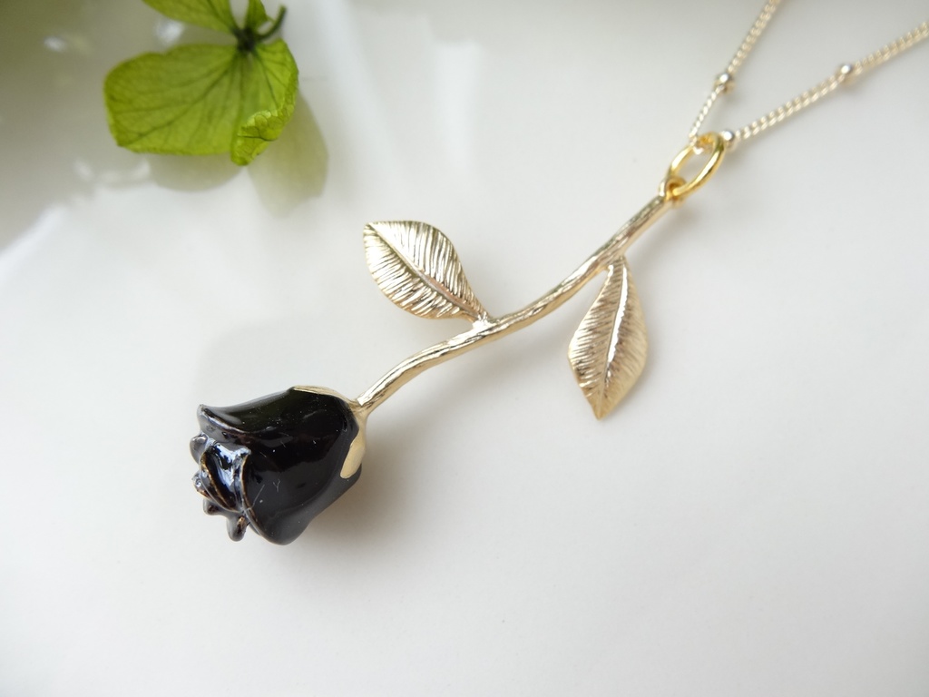 黒薔薇ネックレス/16KGP