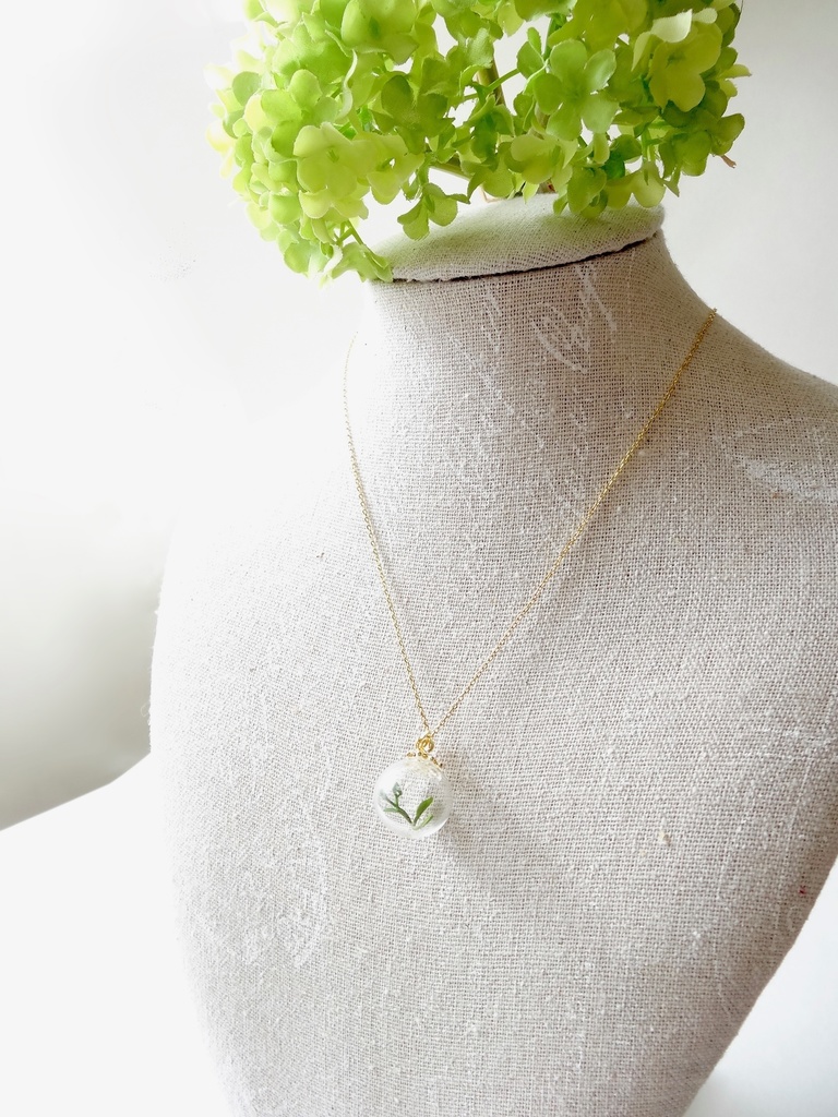 プランツドームネックレス B