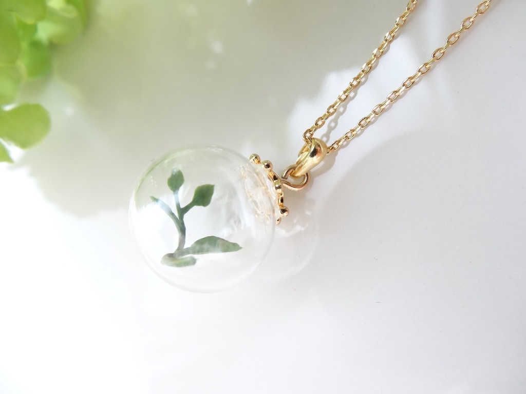 プランツドームネックレス B