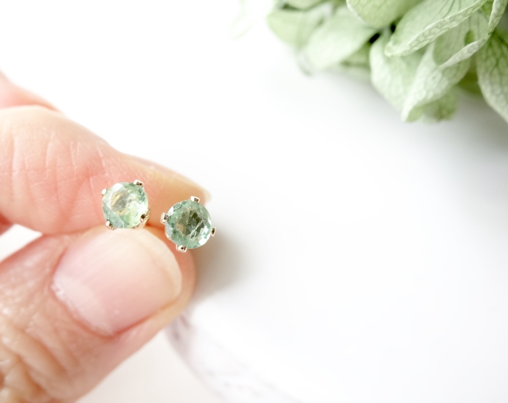 グリーンカイヤナイト&K14gf 一粒ピアス