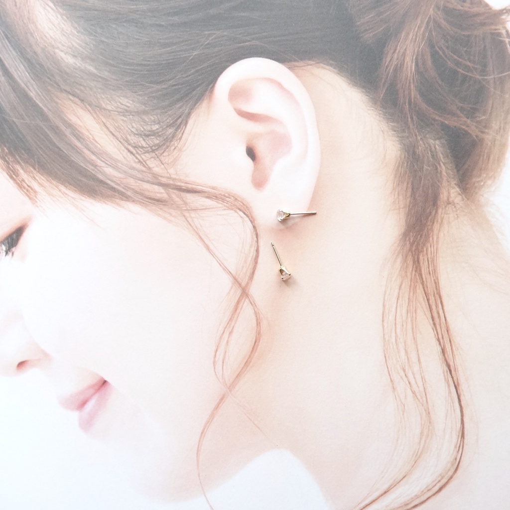 ローズクォーツ&K14gf 一粒ピアス