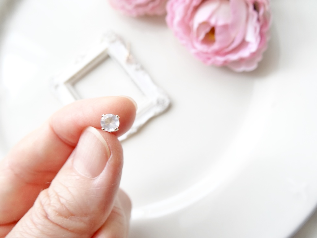 ローズクォーツ&K14gf 一粒ピアス