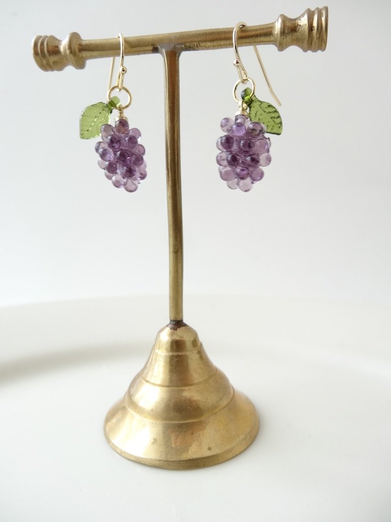 葡萄のピアス(イヤリングOK)