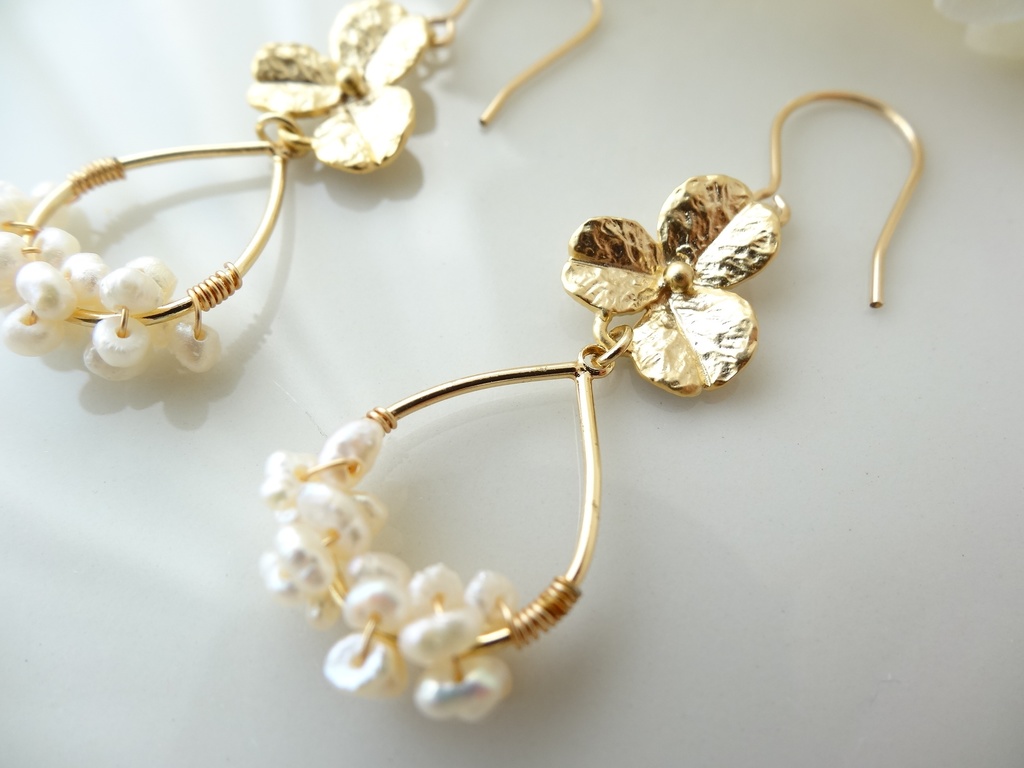 淡水パール&K14gf ー白詰草のフープ(イヤリングOK)