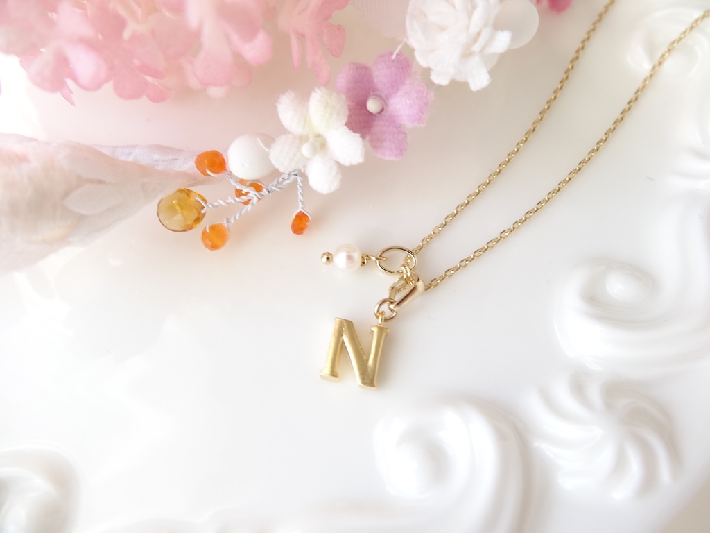 『N』イニシャルプチネックレス