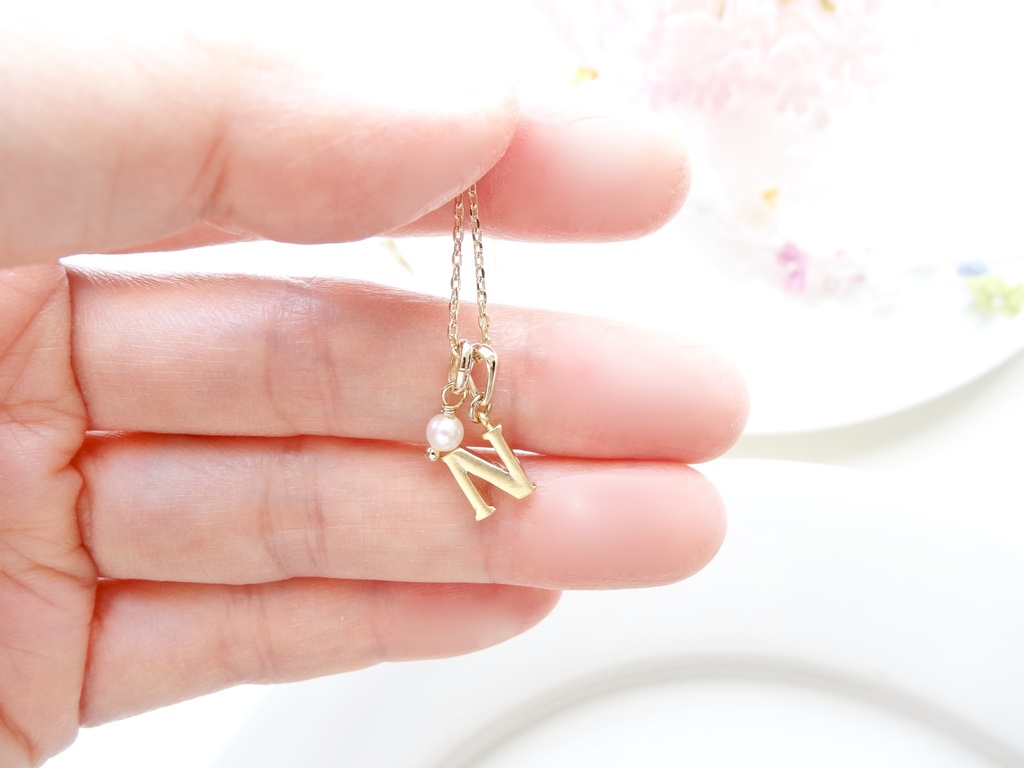 『N』イニシャルプチネックレス