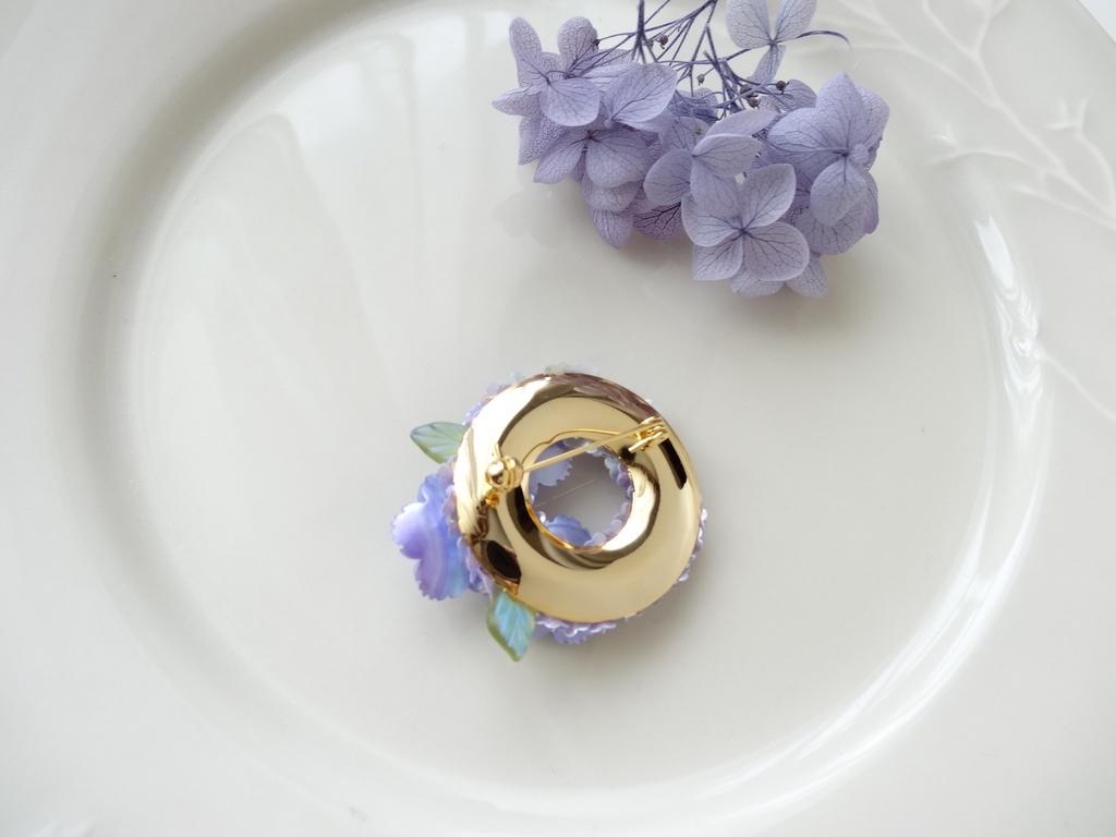 フラワーリースブローチ・ブルー