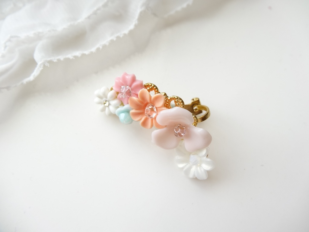 片耳用イヤーカフ・クレセントフラワー・パープル