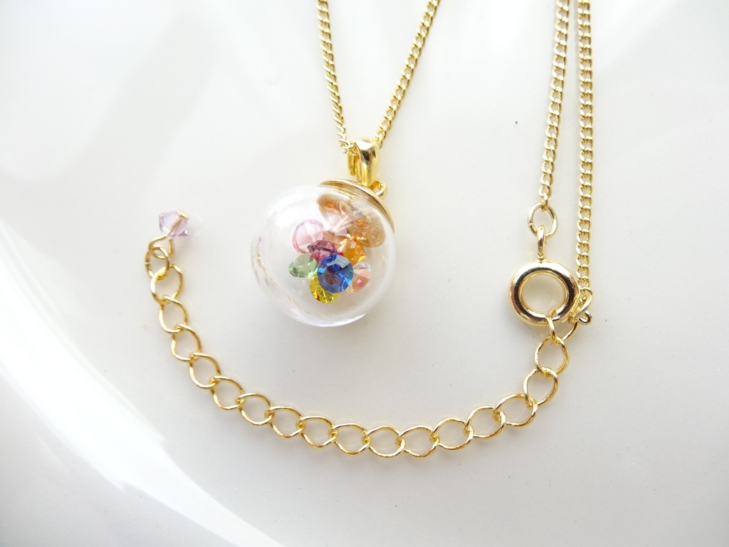 虹色ドロップネックレス