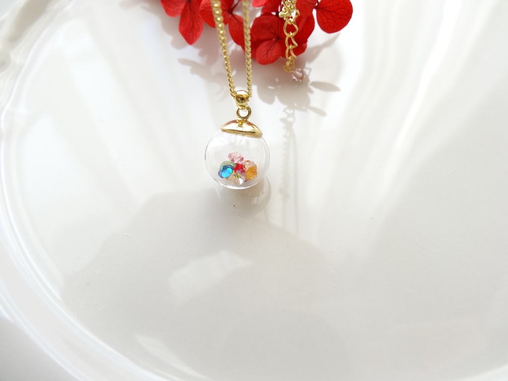 虹色ドロップネックレス