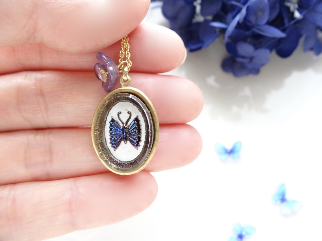 ヴィンテージ ・オーロラブルーパピヨン