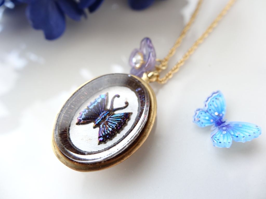 ヴィンテージ ・オーロラブルーパピヨン