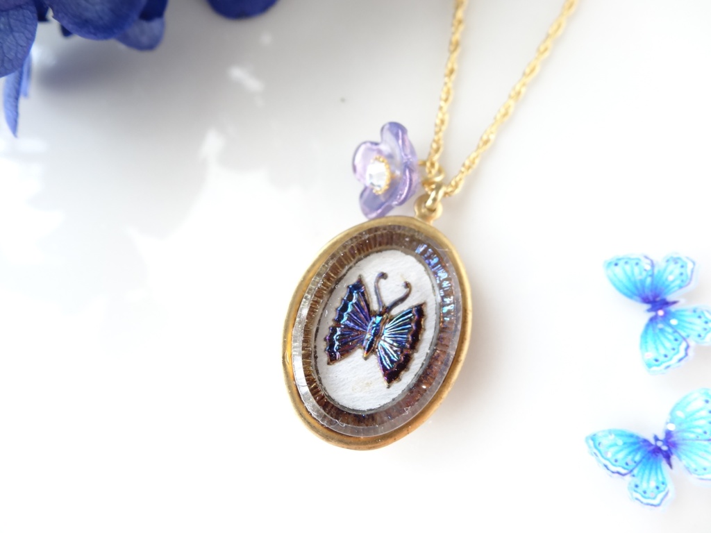 ヴィンテージ ・オーロラブルーパピヨン