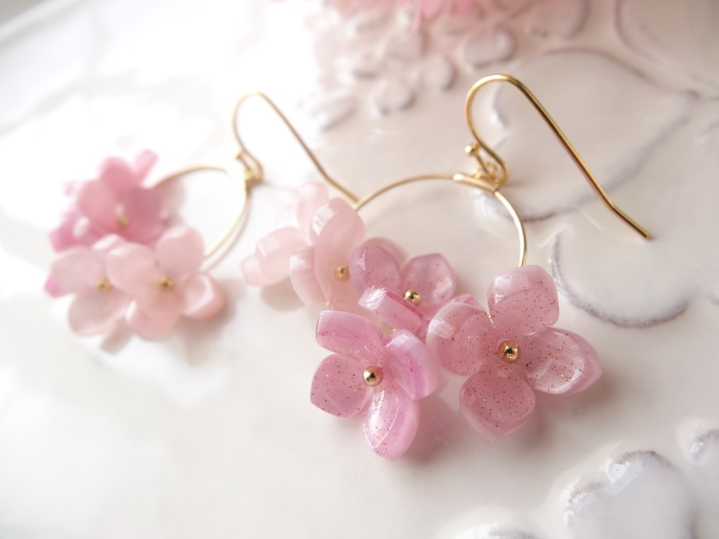 花ゆらピアス② ピンク(イヤリングOK)