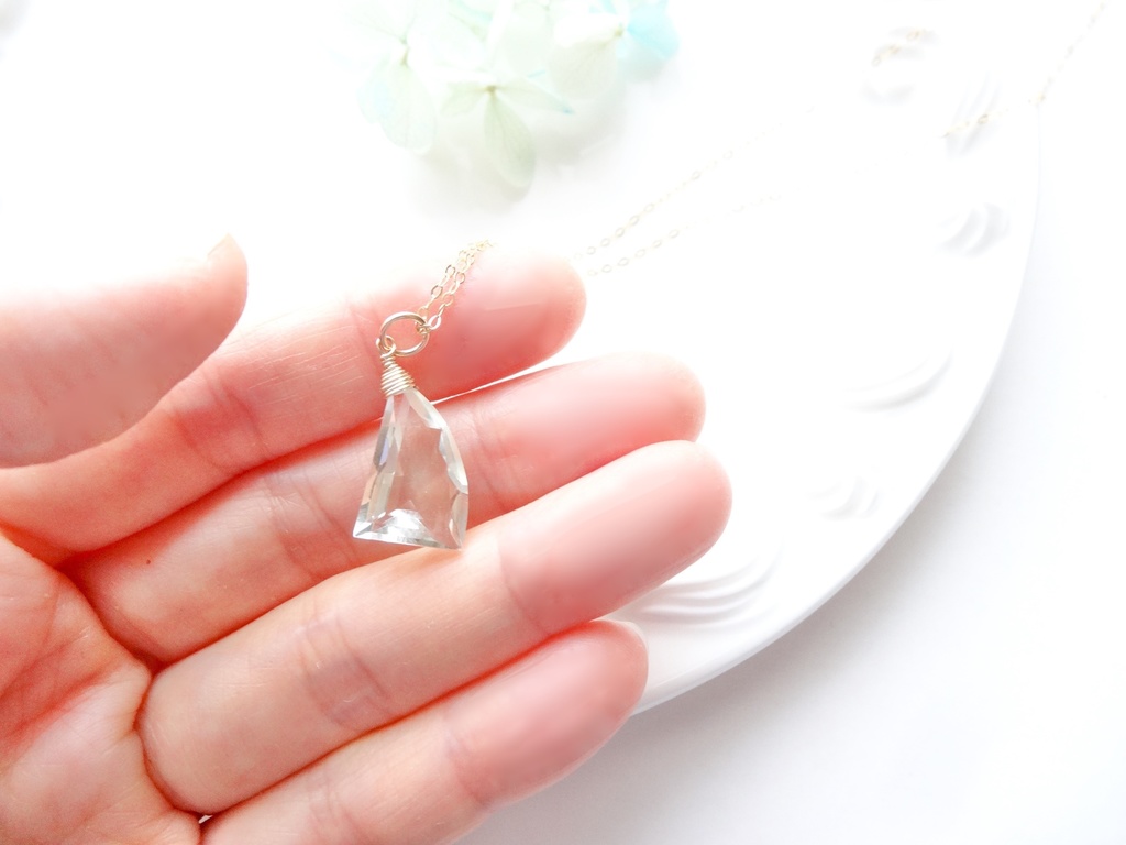 大粒グリーンアメジスト&K14gf・冬の森ネックレス③