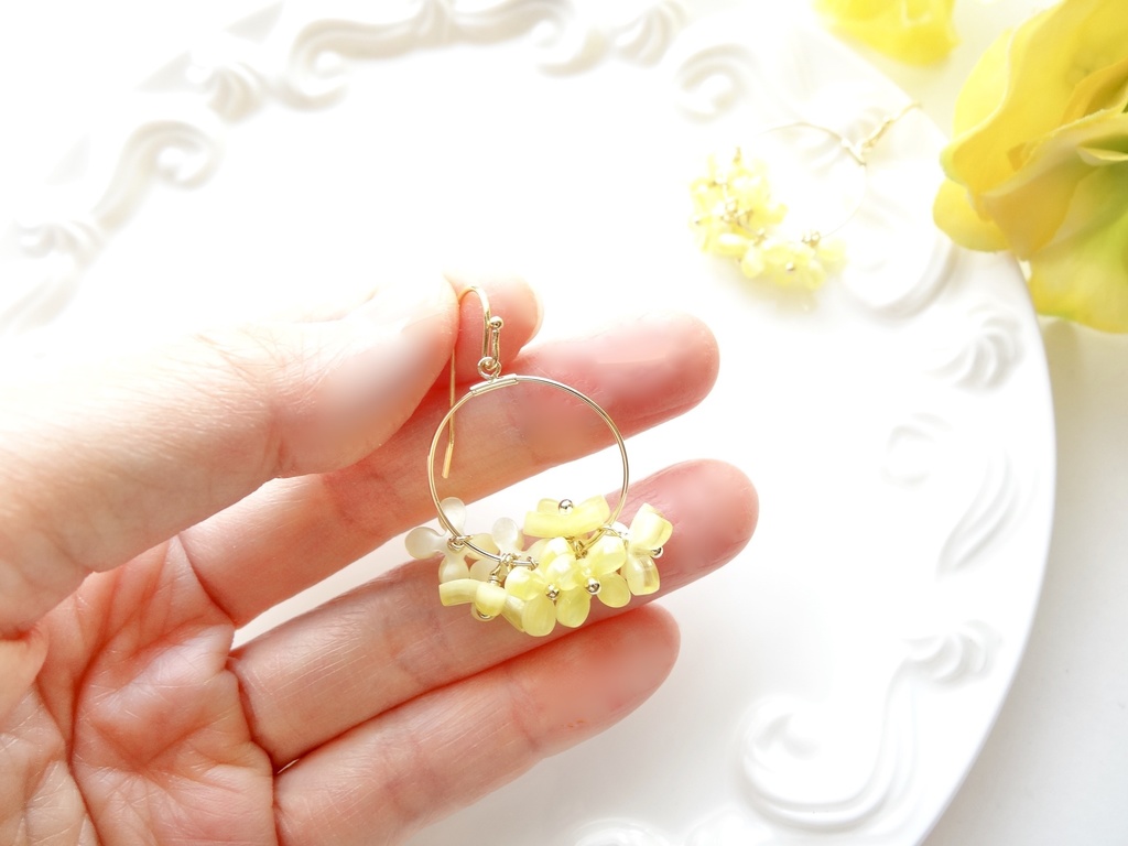 花ゆらピアスーレモン紫陽花ー(イヤリングOK)