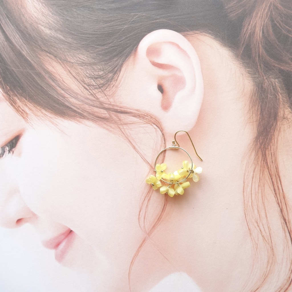 花ゆらピアスーレモン紫陽花ー(イヤリングOK)