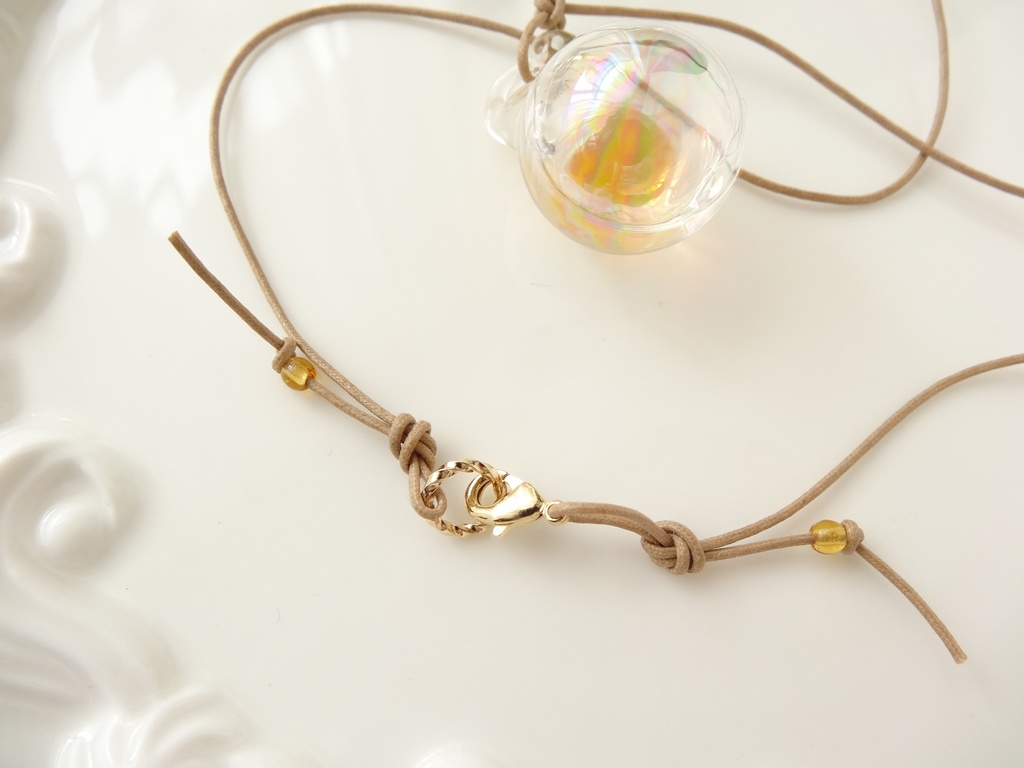 水入りガラス玉ネックレスー夏みかんー