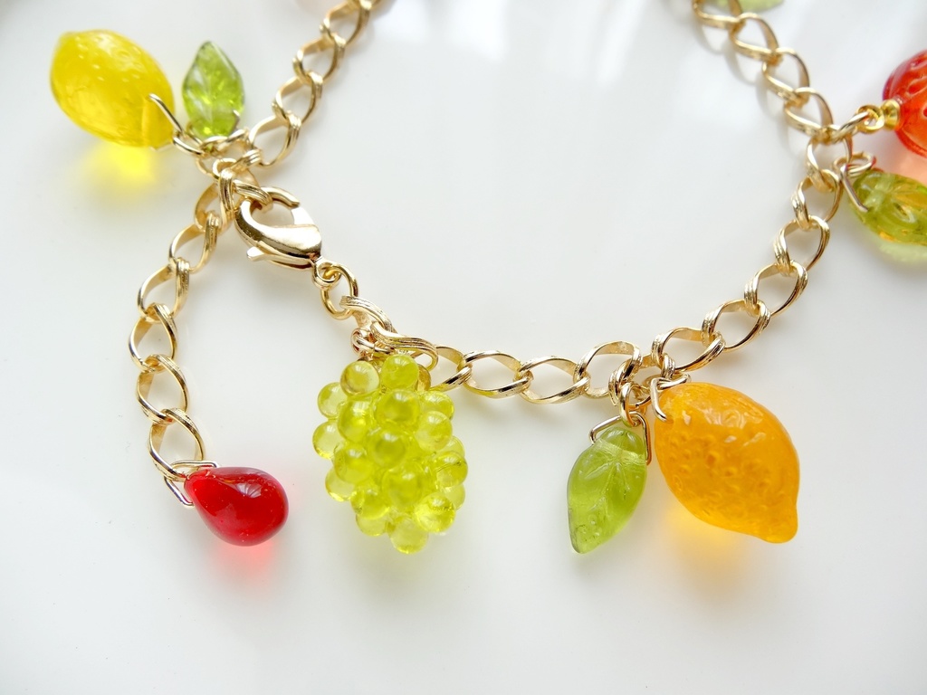 再販*ミックスフルーツのブレスレット