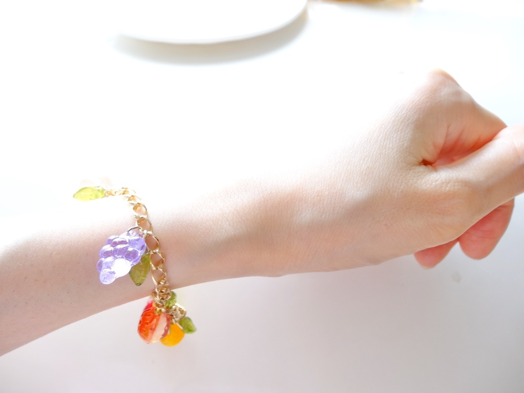 再販*ミックスフルーツのブレスレット