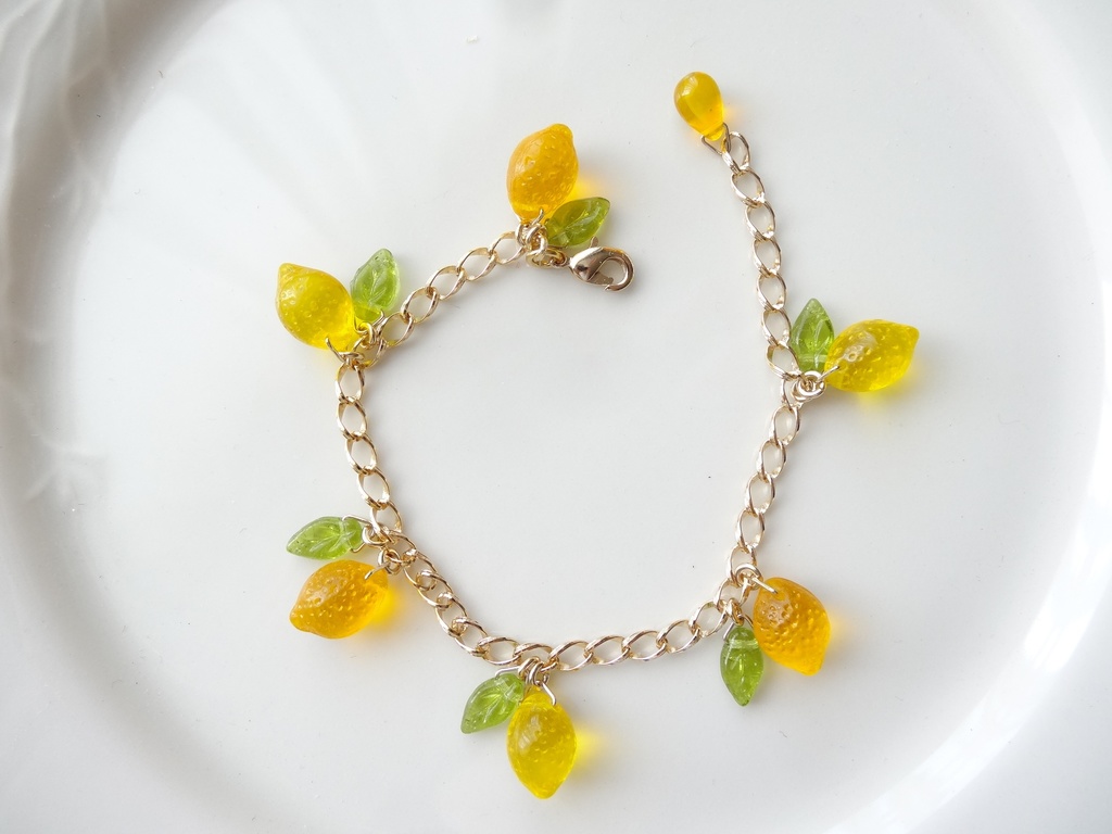ガラスのレモンのブレスレットB