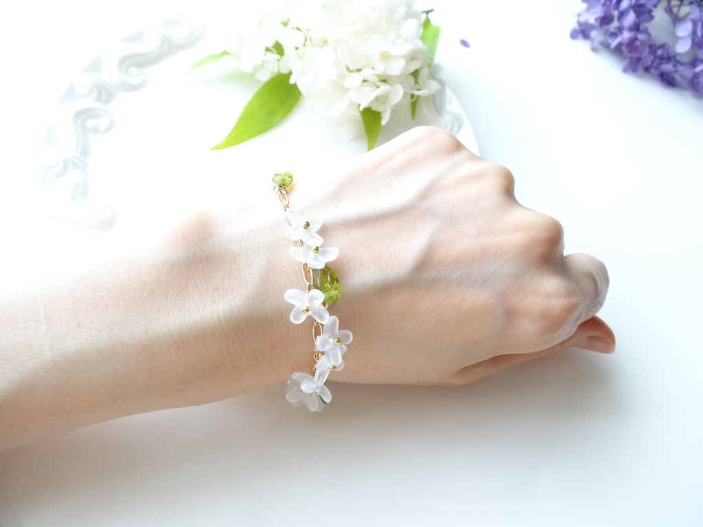 リラの花・花冠のブレスレット