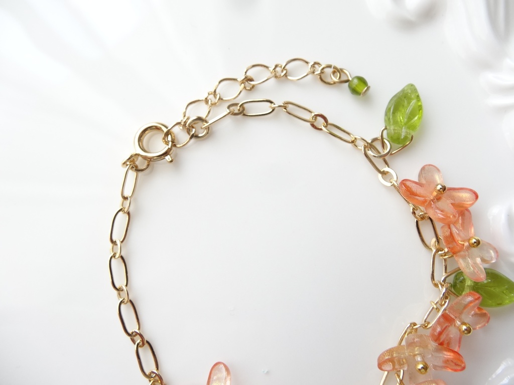 金木犀・花冠のブレスレット・パールオレンジ
