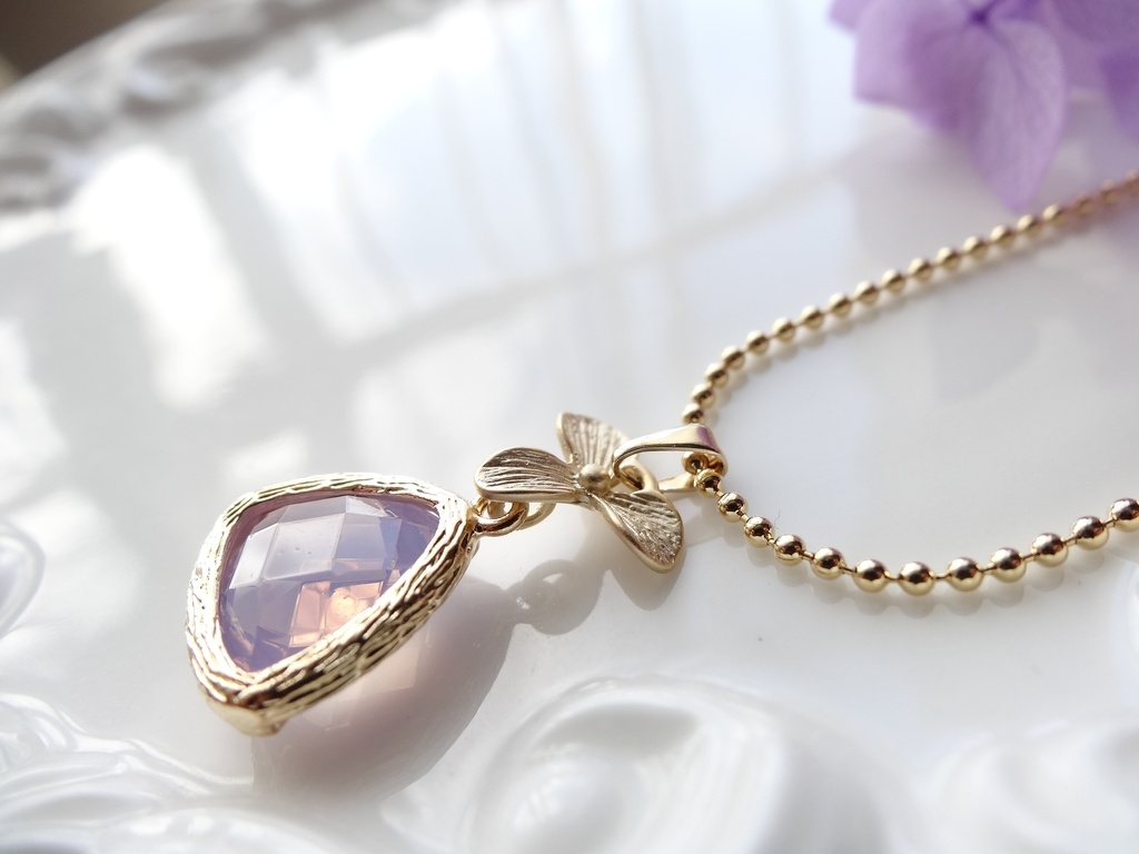 ミルキーフラワーネックレス•パープル