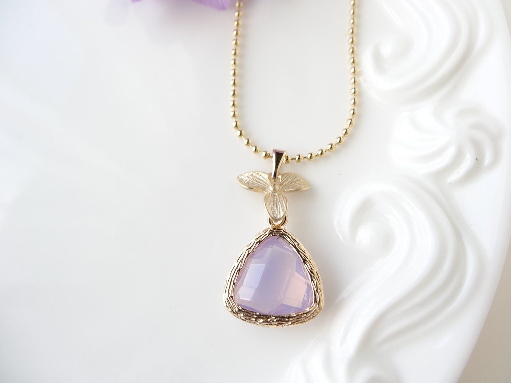 ミルキーフラワーネックレス•パープル