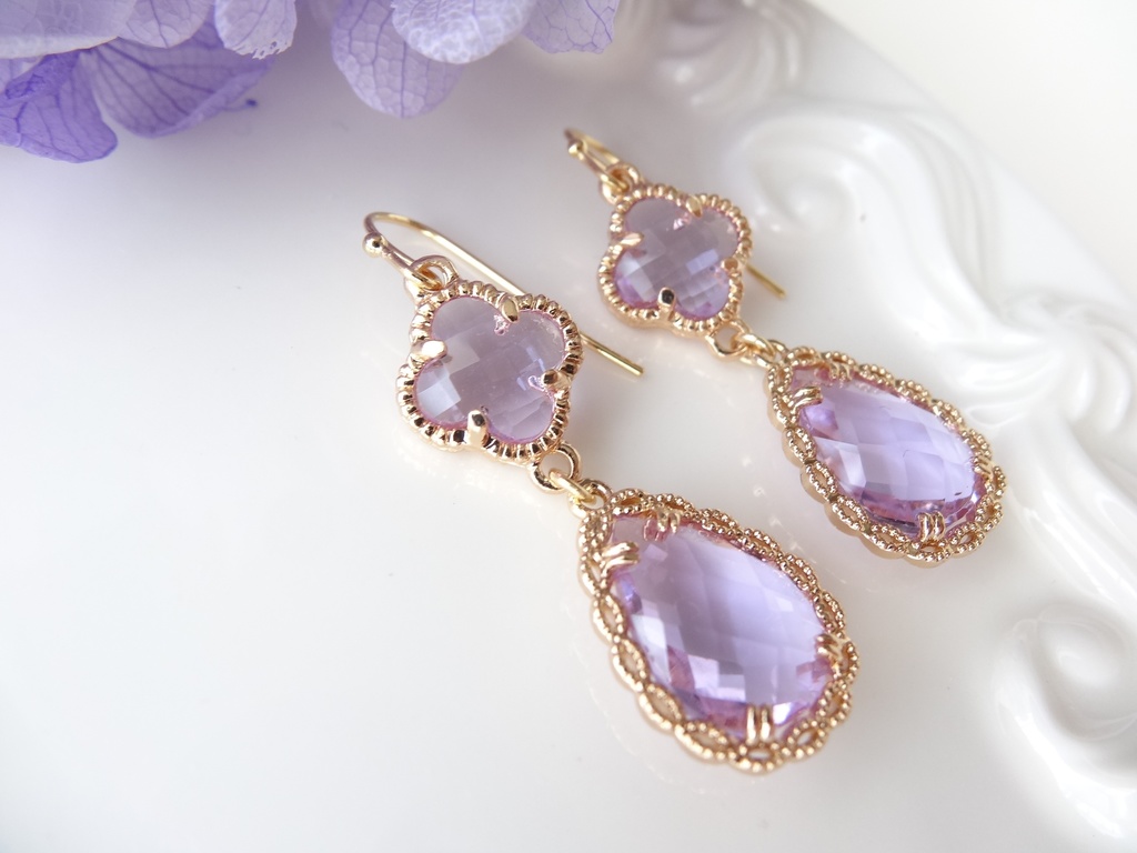 クローバードロップ ・ラベンダー(イヤリングOK)