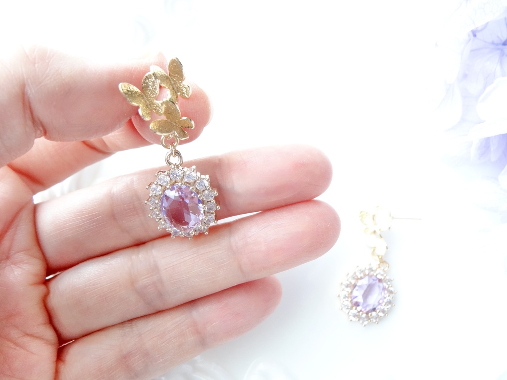 パピヨンティアラ・ピアス