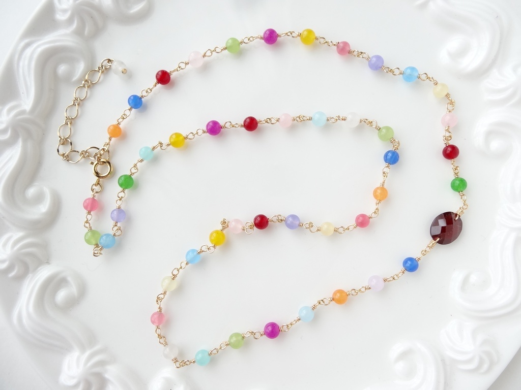 ガーネット&マルチカラーストーン/虹色水玉ネックレス