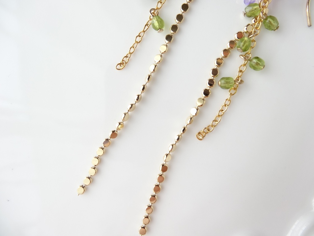 アリッサムの花のロングピアスー紫ー(イヤリングOK)