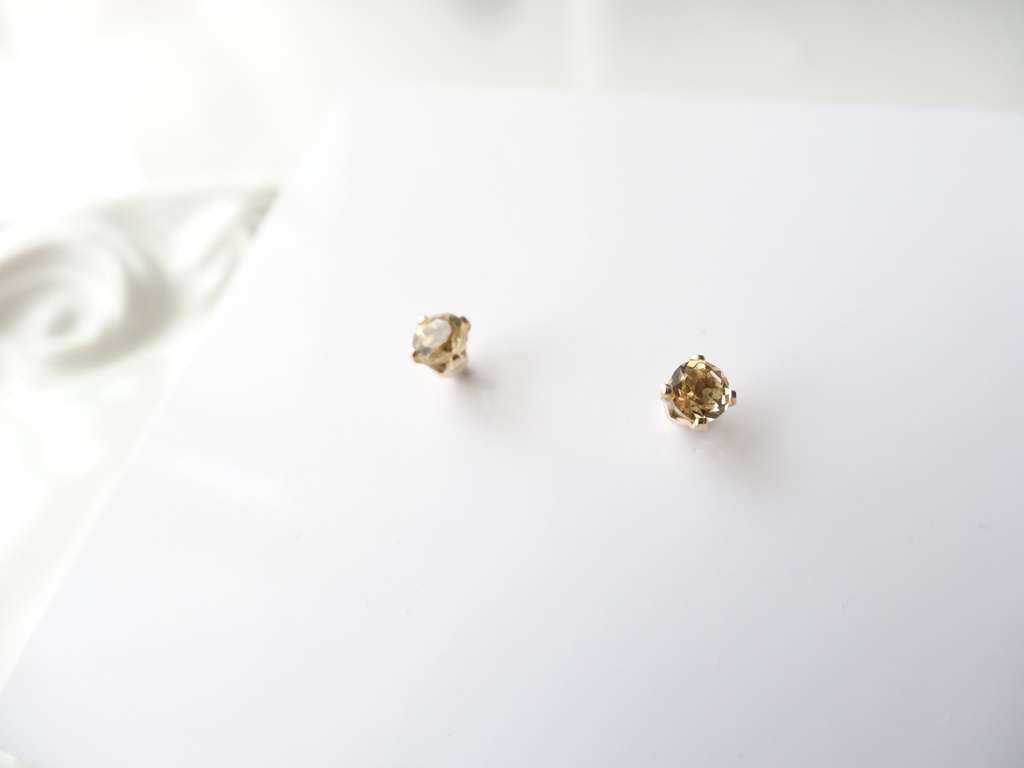 ★3mm★シトリン&K14gf 一粒ピアス
