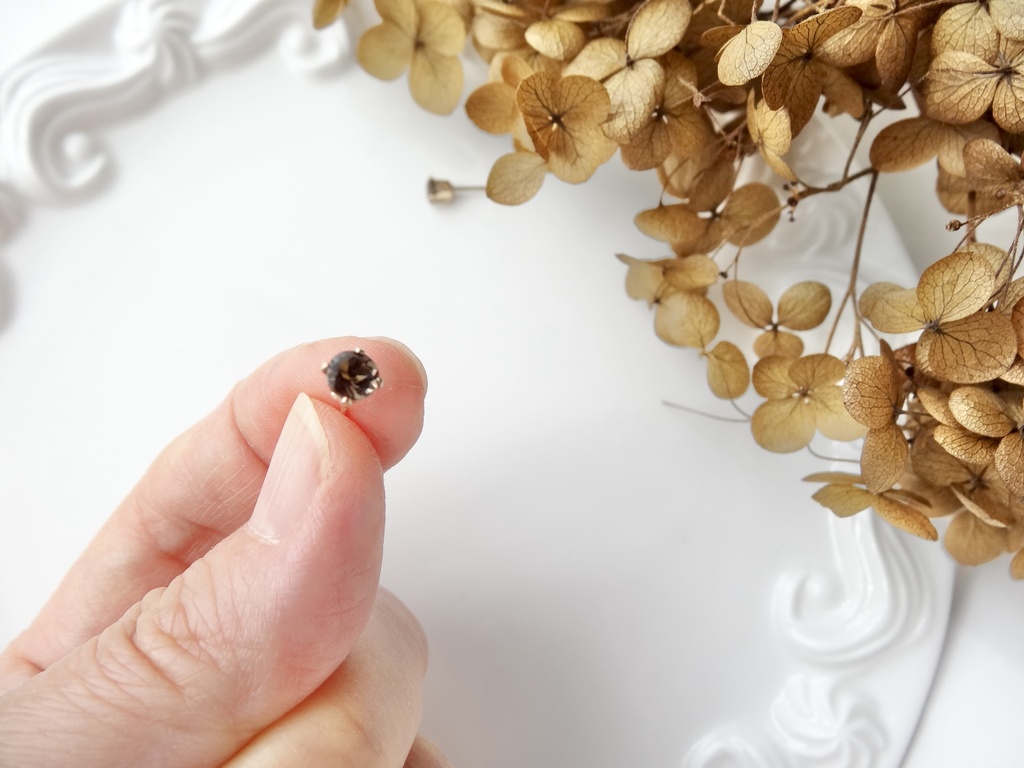 スモーキークォーツ&K14gf 一粒ピアス