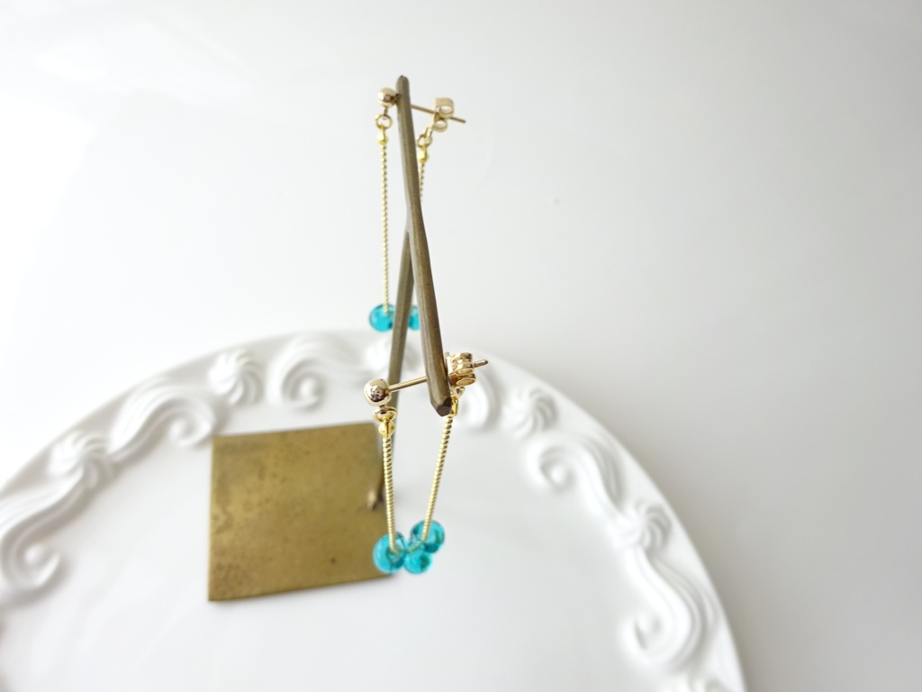 ラグーンドロップピアス