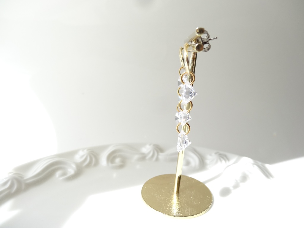 スプリングエア・ピアス