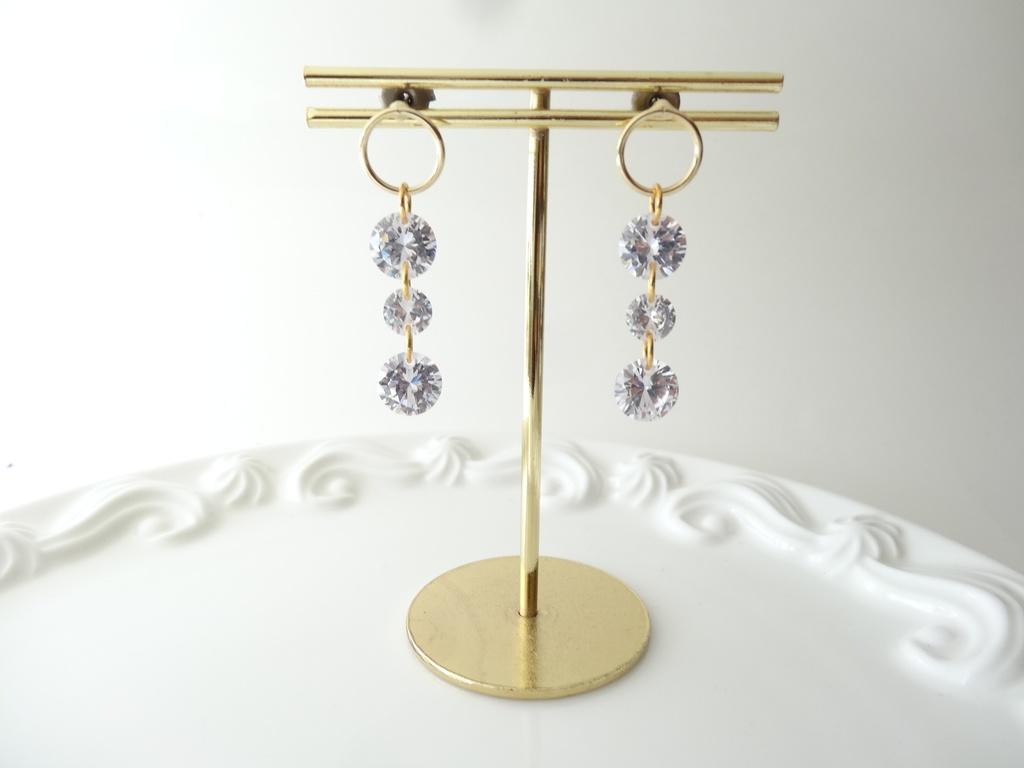 スプリングエア・ピアス