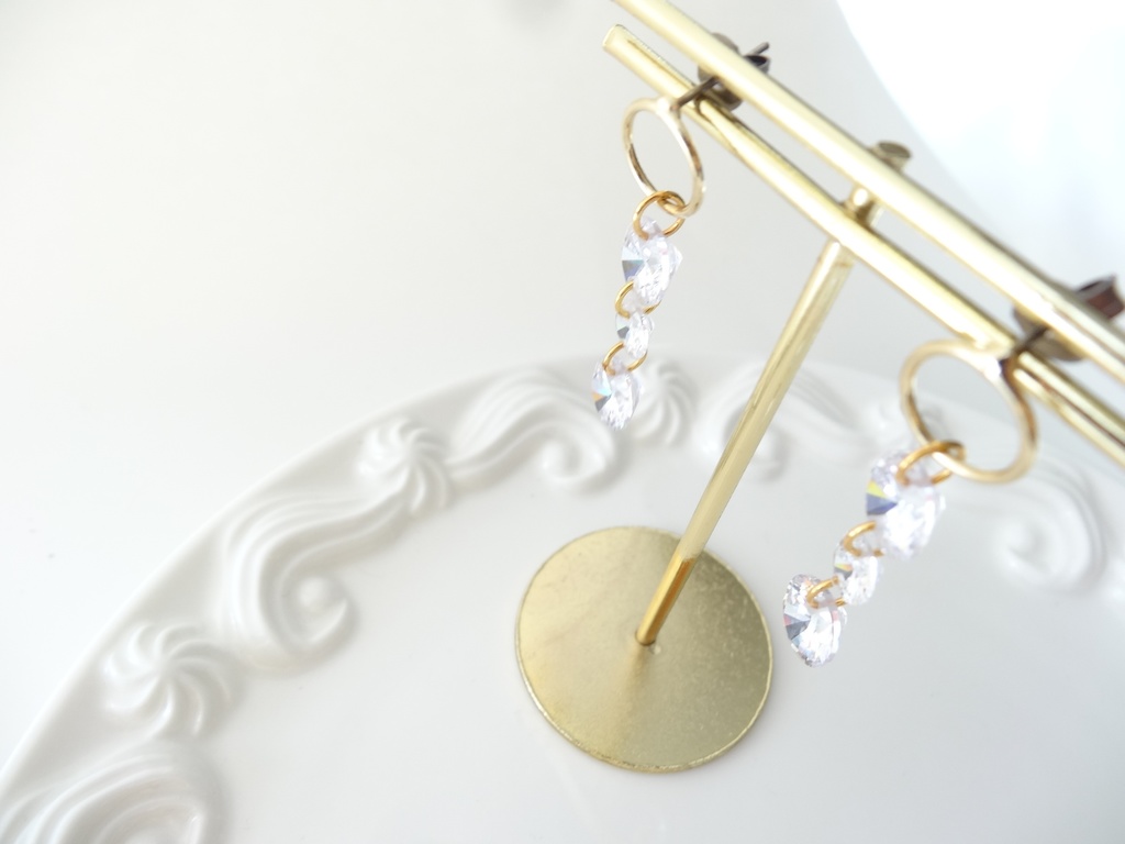 スプリングエア・ピアス