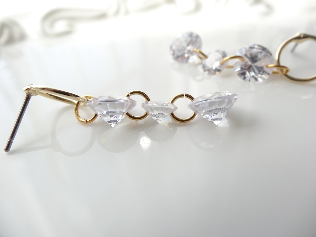 スプリングエア・ピアス