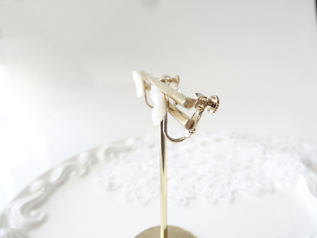 白蝶貝イヤリング・ブライダルベール