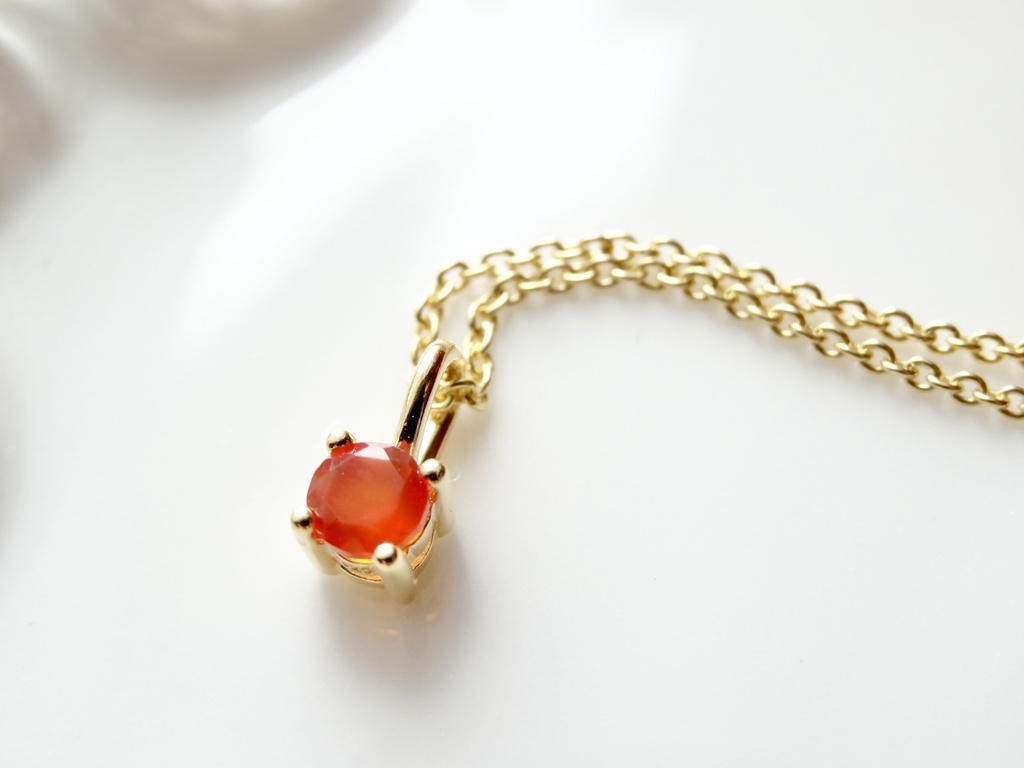 カーネリアン&silver925/K18GP・リトルスター・ヴェルメイユ仕立て